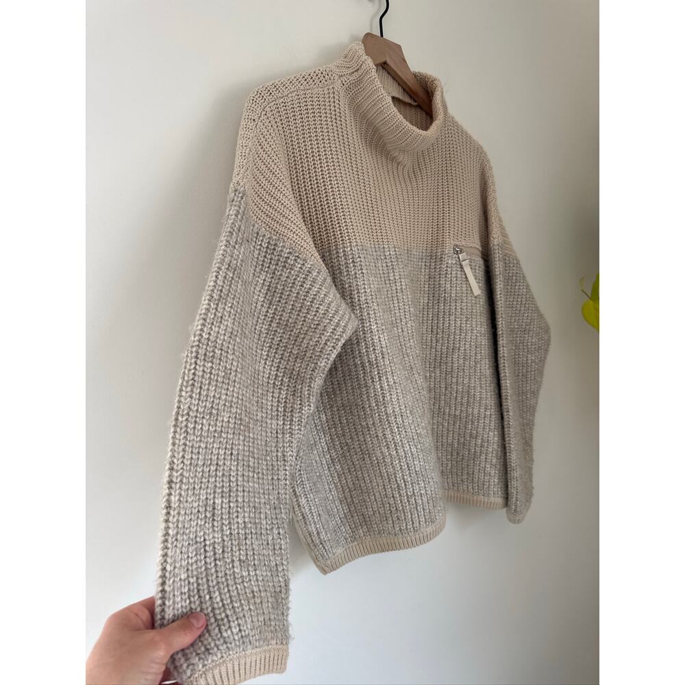 Varley Cream and Gray Sweater Cardigan - Picture 5 of 8